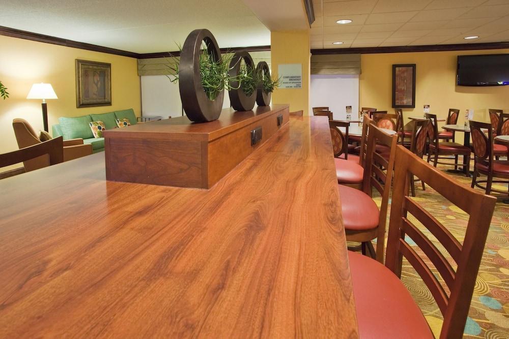 Holiday Inn Express Lynchburg By Ihg Dış mekan fotoğraf