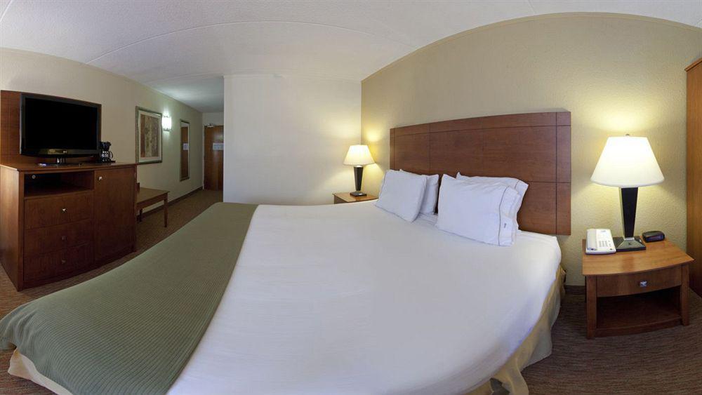 Holiday Inn Express Lynchburg By Ihg Dış mekan fotoğraf